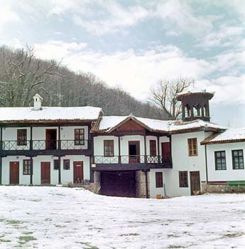 Etropolski manastir (1)